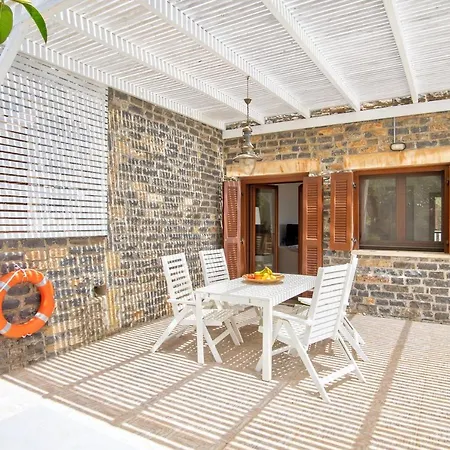 Almyra Villas Holiday home *